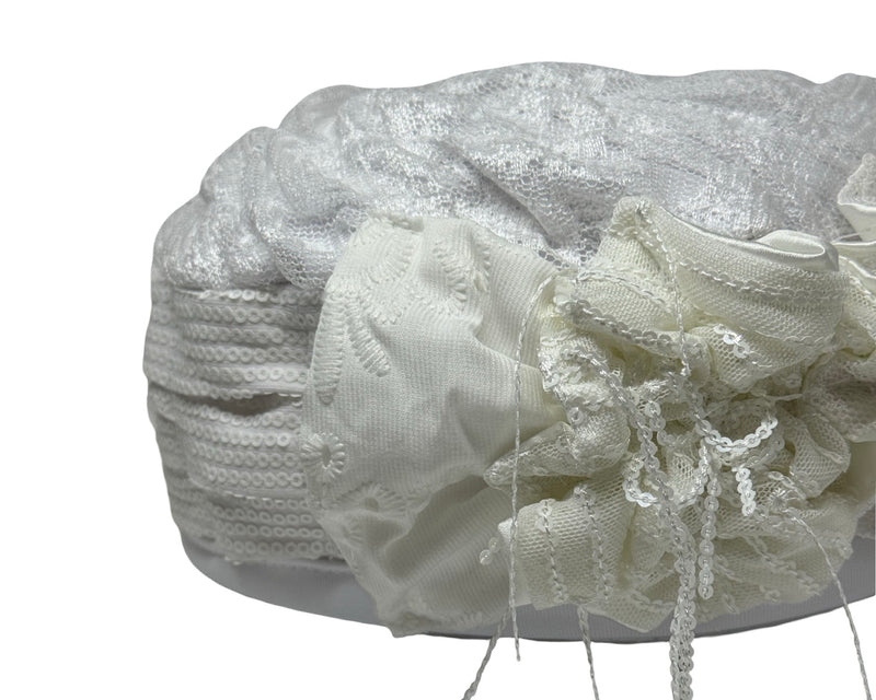 ברט מכווץ פרחים פייטים לבן